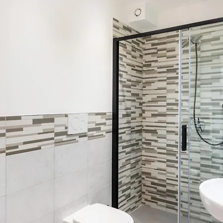 Apartamento La Spezia Della Ghiara Modern Flats